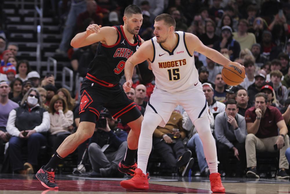 还是场上攻 还是场上攻