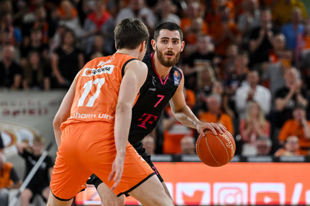 出强烈意愿 出强烈意愿