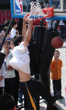 《崩坏：星穹铁道》1.6版本明日上线 限定五星登录领