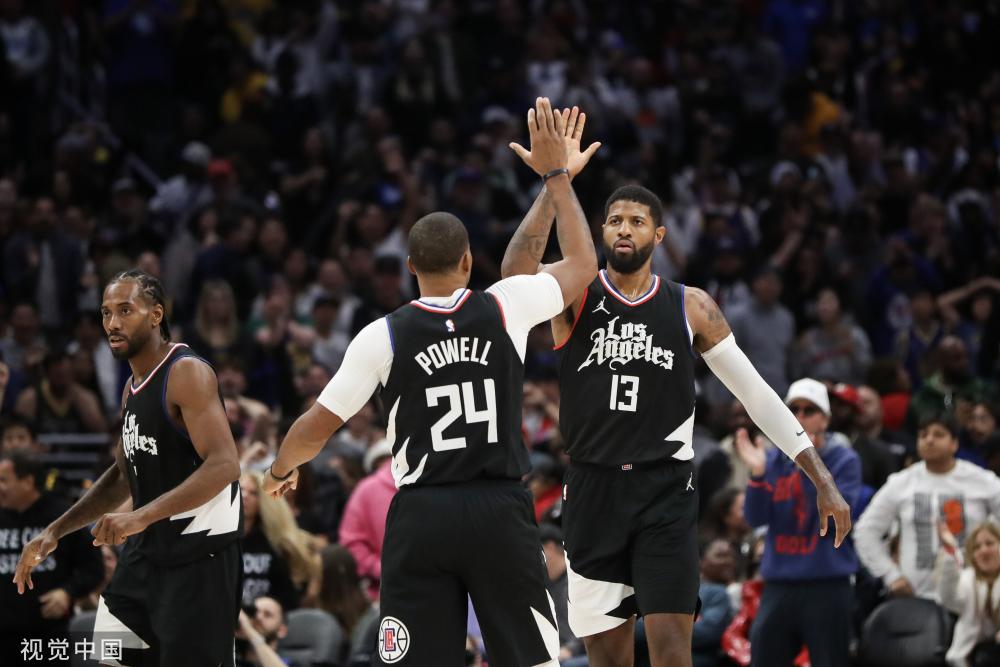 雷迪克：斯玛特防守端的拼劲和投入度做到了极致（雷迪克称斯玛特防守端的拼劲与投入已达巅峰）