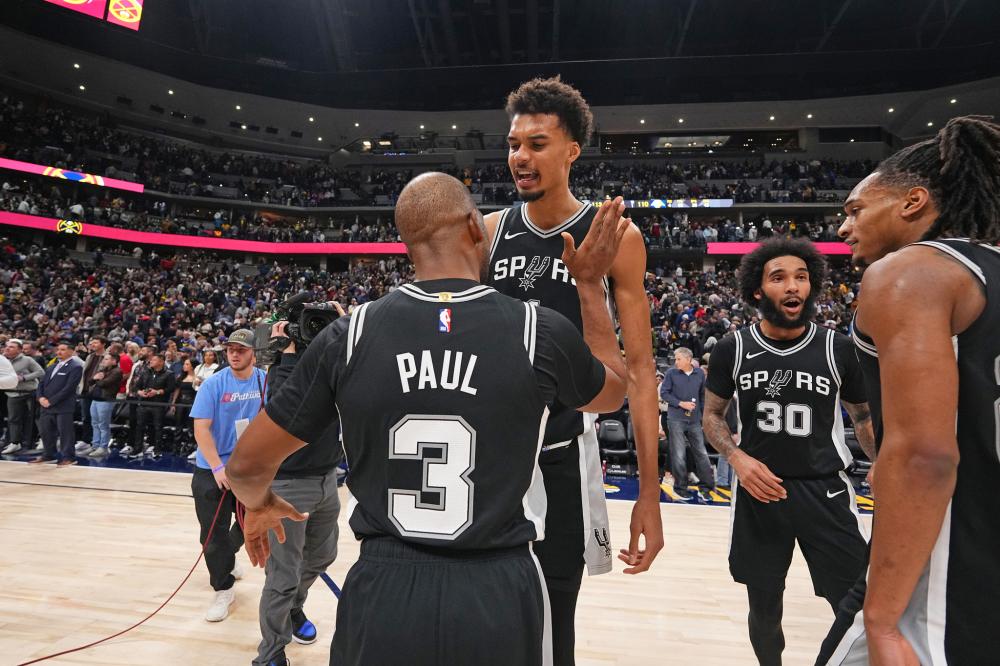 热火三巨头和篮网三剑客，谁更强？如果让你建队，你会选谁？