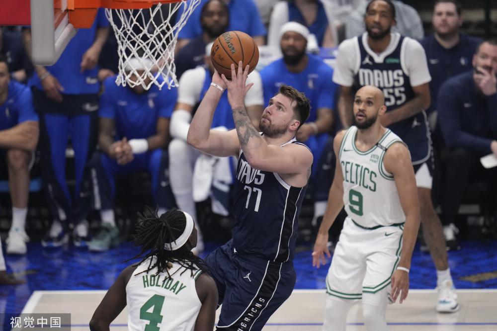 切尔西3月状态回暖，波帅帅位暂稳